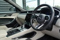 USED 2021 21 JAGUAR F-PACE 5.0 P550 V8 SVR Quickshift AWD Euro 6 (s/s) 5dr Meridian/Pan Roof/Park Assist