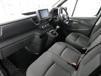 USED 2023 23 RENAULT TRAFIC SL30 2.0 BLUEDCI 150 BHP SWB SPORT EXTRA ( NO VAT ) SAT NAV | 150 BHP | NO VAT TO PAY !