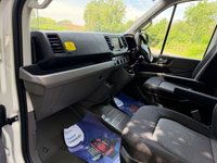USED 2019 19 VOLKSWAGEN CRAFTER 2.0 TDI CR35 BlueMotion Tech Trendline Panel Van 5dr Diesel Manual FWD MWB High Roof Euro 6 (s/s) (102 ps) A/C-sensors-racking-captain seats
