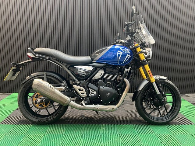 View our TRIUMPH SPEED 400