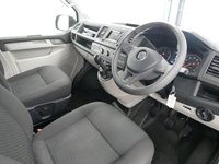 USED 2019 19 VOLKSWAGEN TRANSPORTER SHUTTLE 2.0 TDI 102 BHP BMT SWB 8 SEATER MINIBUS ( NO VAT ! ) 8 SEATS | AIR CON | NO VAT TO PAY !