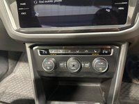 USED 2018 68 VOLKSWAGEN TIGUAN 2.0 TDI SEL SUV 5dr Diesel Manual Euro 6 (s/s) (150 ps) VW Tiguan 2.0 TDI SEL SUV Euro 6 well equipped including panoramic glass sunroof,  heated front seats, LED headlights