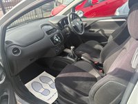 USED 2014 64 FIAT PUNTO 1.2 Easy Hatchback 3dr Petrol Euro 6 (69 bhp) ONLY 57K MILES! IDEAL 1ST CAR. 2 KEYS.