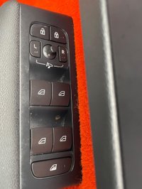 USED 2018 68 VOLVO XC40 2.0 D3 R-Design Auto Euro 6 (s/s) 5dr JUST SERVICED, ULEZ COMPLIANCE