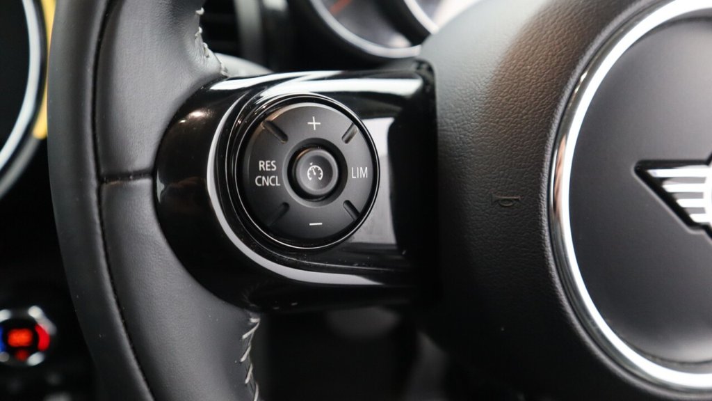 USED 2020 20 MINI HATCH 1.5 Cooper Exclusive Hatchback 3dr Petrol Steptronic Euro 6 (s/s) (136 ps) 