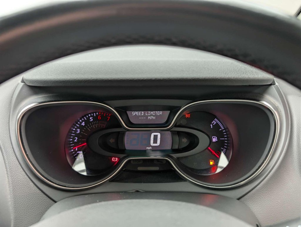Used 2018 68 RENAULT CAPTUR 0.9 Captur GT Line TCe 5dr CLICK & COLLECT/ HOME DELIVERY