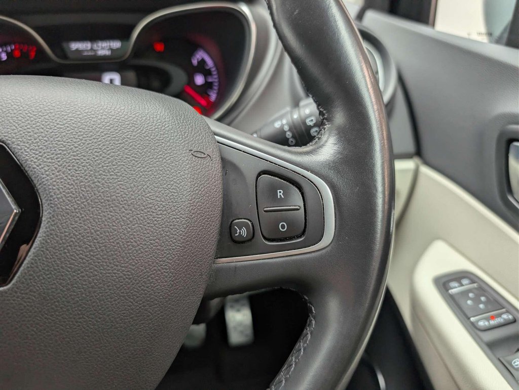 Used 2018 68 RENAULT CAPTUR 0.9 Captur GT Line TCe 5dr CLICK & COLLECT/ HOME DELIVERY