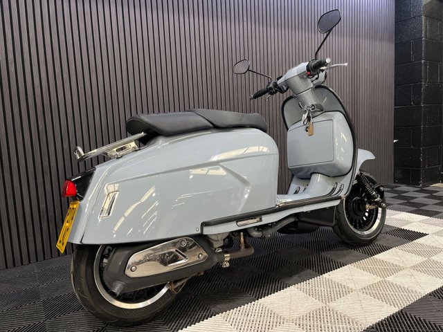 View our ROYAL ALLOY GP 300