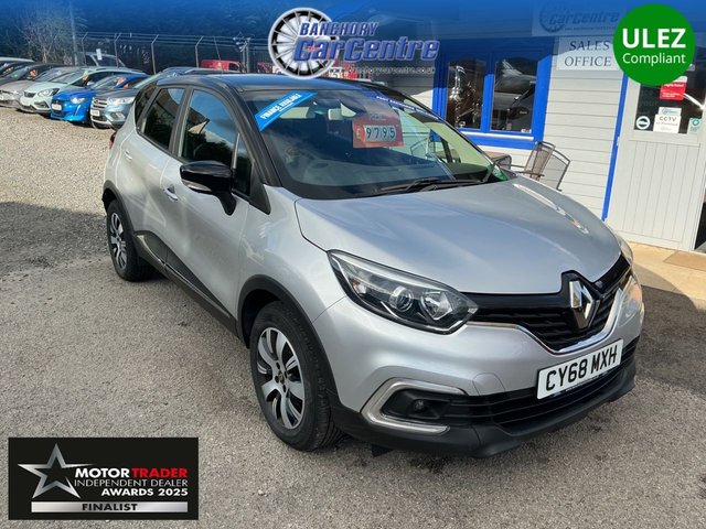 View our RENAULT CAPTUR