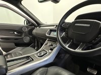 USED 2017 17 LAND ROVER RANGE ROVER EVOQUE 2.0 TD4 HSE Dynamic SUV 5dr Diesel Auto 4WD Euro 6 (s/s) (180 ps) Hosting  a generous specification , Full panoramic glass roof  windsor leather, heated front seats,   , black pack, privacy glass , rear camera , meridan sound ,