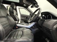 USED 2017 17 LAND ROVER RANGE ROVER EVOQUE 2.0 TD4 HSE Dynamic SUV 5dr Diesel Auto 4WD Euro 6 (s/s) (180 ps) Hosting  a generous specification , Full panoramic glass roof  windsor leather, heated front seats,   , black pack, privacy glass , rear camera , meridan sound ,