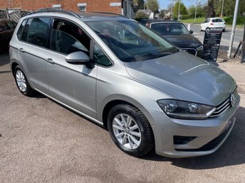 2015 VOLKSWAGEN GOLF SV