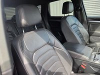 USED 2019 19 VOLKSWAGEN TOUAREG 3.0 TDI V6 R-Line SUV 5dr Diesel Tiptronic 4Motion Euro 6 (s/s) (286 ps) 