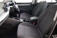 USED 2023 73 VOLKSWAGEN GOLF 1.0 TSI Life Euro 6 (s/s) 5dr SATNAV, CAR PLAY, 1 OWNER