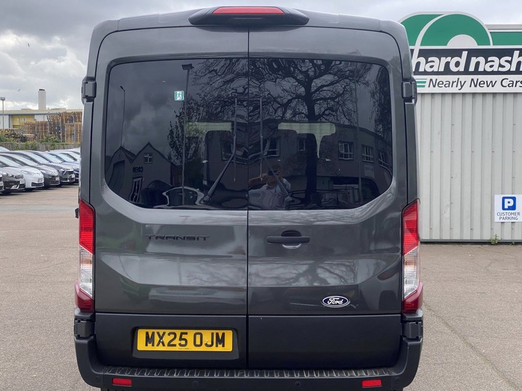 USED 2025 25 FORD TRANSIT 2.0 350 EcoBlue Limited Minibus Double Cab 5dr Diesel Manual RWD L2 H2 Euro 6 (s/s) (11 Seat) (165 ps) Minibus