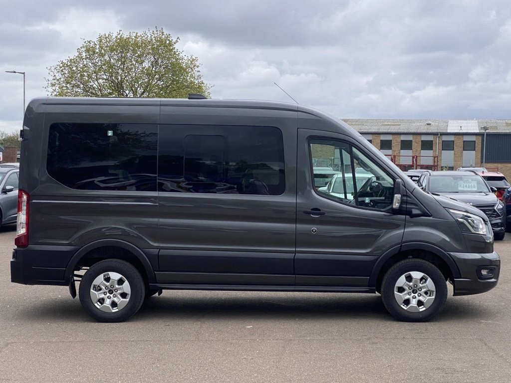 USED 2025 25 FORD TRANSIT 2.0 350 EcoBlue Limited Minibus Double Cab 5dr Diesel Manual RWD L2 H2 Euro 6 (s/s) (11 Seat) (165 ps) Minibus