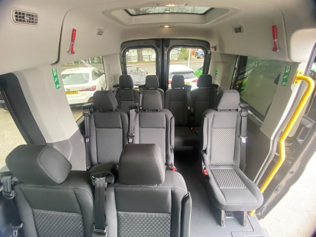 USED 2025 25 FORD TRANSIT 2.0 350 EcoBlue Limited Minibus Double Cab 5dr Diesel Manual RWD L2 H2 Euro 6 (s/s) (11 Seat) (165 ps) Minibus