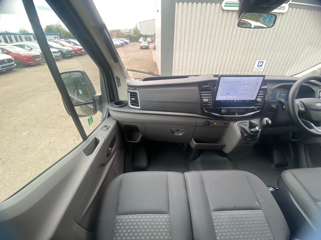 USED 2025 25 FORD TRANSIT 2.0 350 EcoBlue Limited Minibus Double Cab 5dr Diesel Manual RWD L2 H2 Euro 6 (s/s) (11 Seat) (165 ps) Minibus