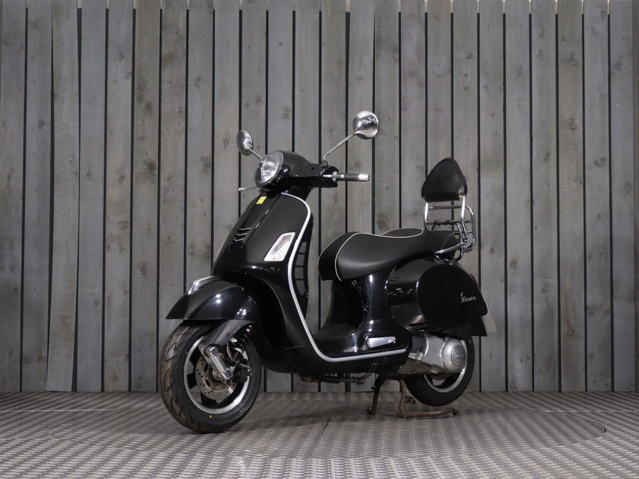 PIAGGIO Vespa GTS 300