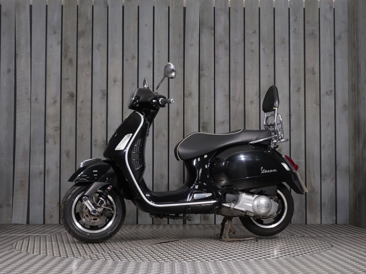 PIAGGIO Vespa GTS 300