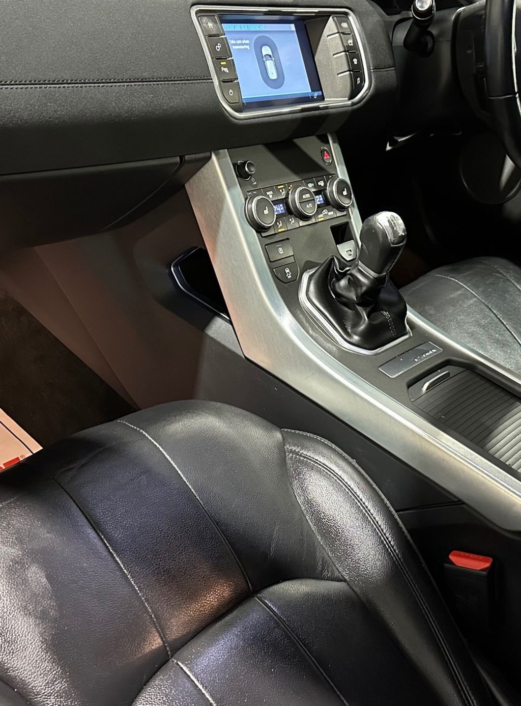 USED 2018 68 LAND ROVER RANGE ROVER EVOQUE 2.0 eD4 SE SUV 5dr Diesel Manual FWD Euro 6 (s/s) (150 ps) 