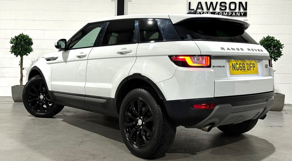 USED 2018 68 LAND ROVER RANGE ROVER EVOQUE 2.0 eD4 SE SUV 5dr Diesel Manual FWD Euro 6 (s/s) (150 ps) 