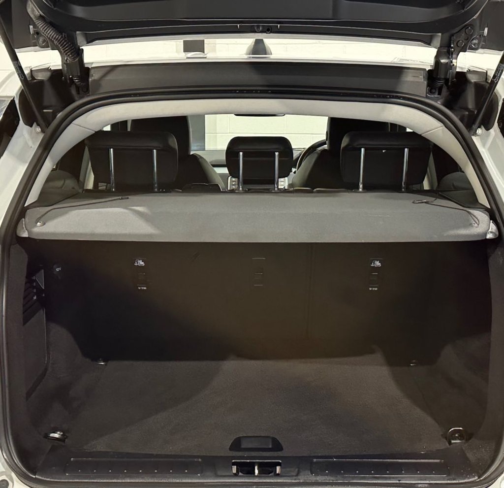 USED 2018 68 LAND ROVER RANGE ROVER EVOQUE 2.0 eD4 SE SUV 5dr Diesel Manual FWD Euro 6 (s/s) (150 ps) 