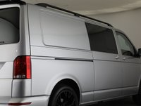 USED 2020 70 VOLKSWAGEN TRANSPORTER 2.0 TDI T32 Highline Kombi Double Cab 5dr Diesel DSG FWD LWB High Roof Euro 6 (s/s) (150 ps) *RECENT FULL SERVICE/INC CAM BELT*