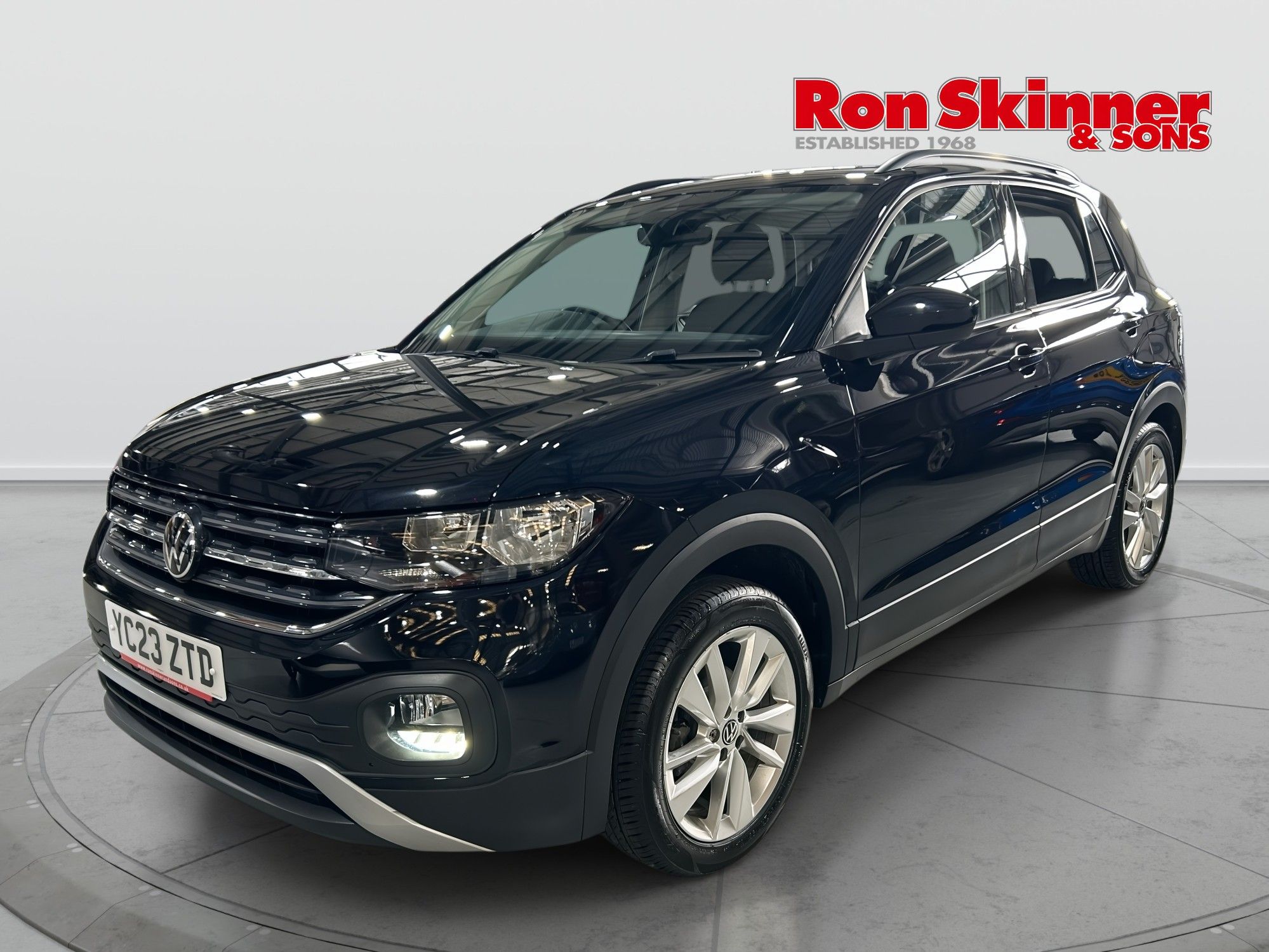 USED 2023 23 VOLKSWAGEN T-CROSS 1.0 TSI SE SUV 5dr Petrol Manual Euro 6 (s/s) (95 ps) 