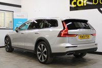 USED 2019 19 VOLVO V60 CROSS COUNTRY 2.0 D4 Plus Estate 5dr Diesel Auto AWD Euro 6 (s/s) (190 ps) FULL VOLVO MAIN DEALER HISTORY