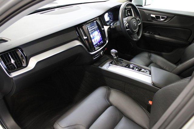 View our VOLVO V60 CROSS COUNTRY