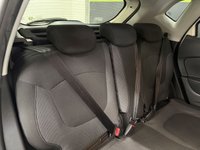 USED 2015 L RENAULT CAPTUR 1.5 dCi Dynamique S MediaNav SUV 5dr Diesel EDC Euro 5 (90 ps) 