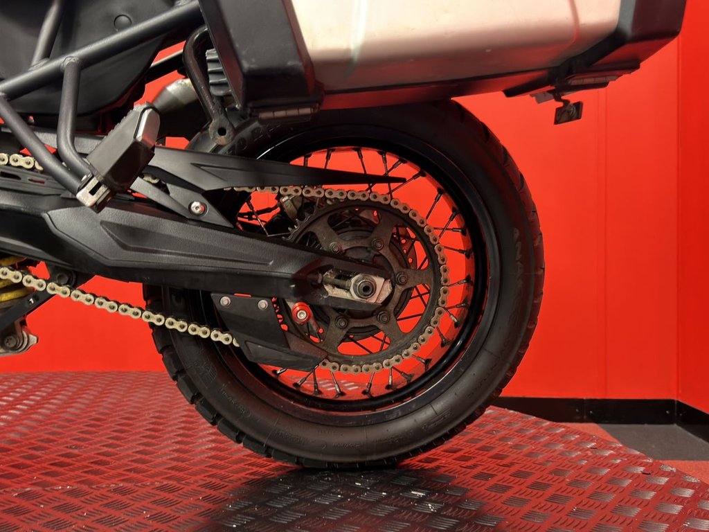 USED 2011 61 TRIUMPH TIGER 800 TRADE BIKES AT TRADE PRICES FULL TRIUMPH LUGGAGE