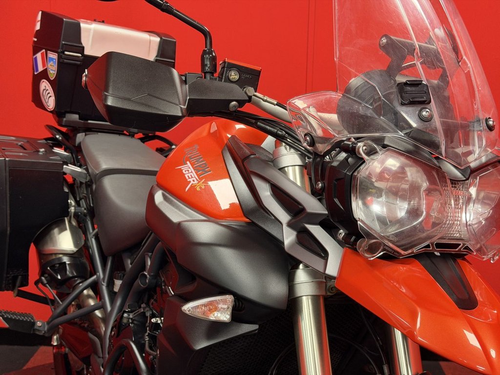 USED 2011 61 TRIUMPH TIGER 800 TRADE BIKES AT TRADE PRICES FULL TRIUMPH LUGGAGE