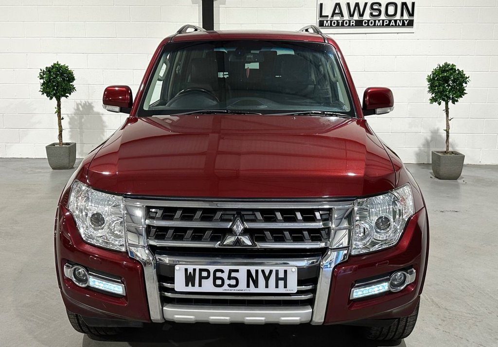 USED 2015 65 MITSUBISHI SHOGUN 3.2 DI-DC SG4 SUV 5dr Diesel Auto 4WD Euro 6 LWB (187 ps) 