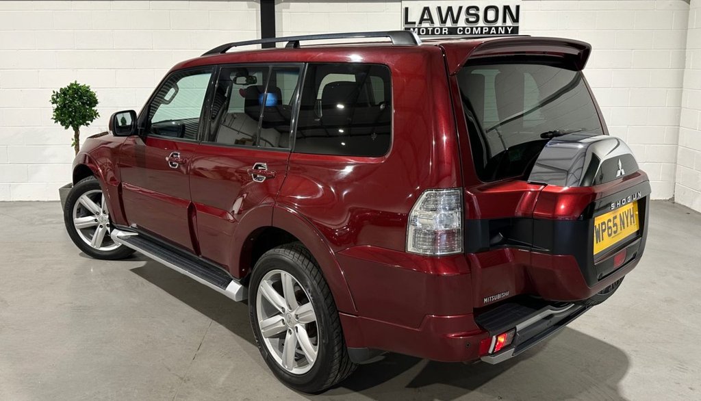USED 2015 65 MITSUBISHI SHOGUN 3.2 DI-DC SG4 SUV 5dr Diesel Auto 4WD Euro 6 LWB (187 ps) 