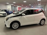USED 2018 68 TOYOTA AYGO 1.0 VVT-i x-play Hatchback 5dr Petrol Manual Euro 6 (71 ps) 
