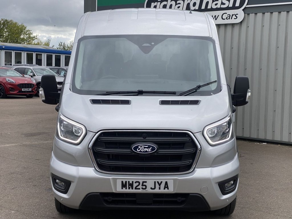 USED 2025 25 FORD TRANSIT 2.0 410 EcoBlue Limited Minibus Double Cab 5dr Diesel Manual RWD L3 H2 Euro 6 (s/s) (14 Seat) (165 ps) Minibus