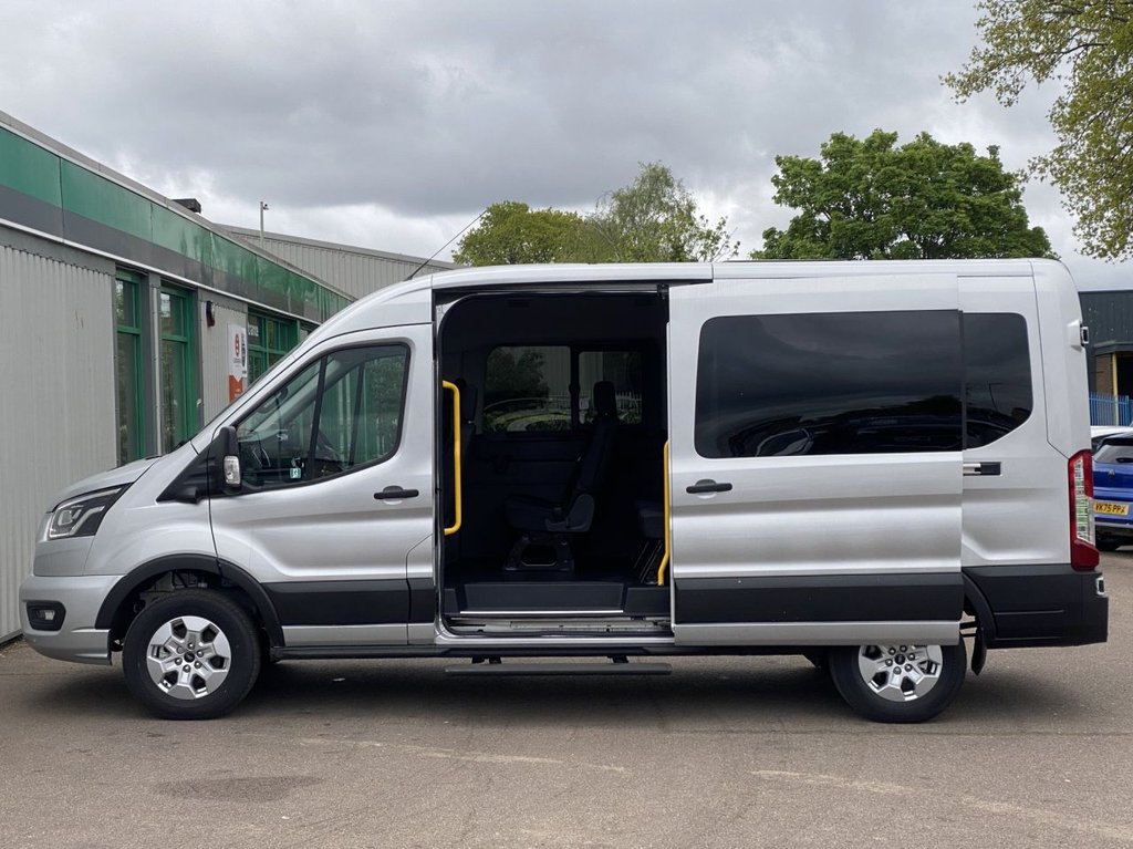 USED 2025 25 FORD TRANSIT 2.0 410 EcoBlue Limited Minibus Double Cab 5dr Diesel Manual RWD L3 H2 Euro 6 (s/s) (14 Seat) (165 ps) Minibus