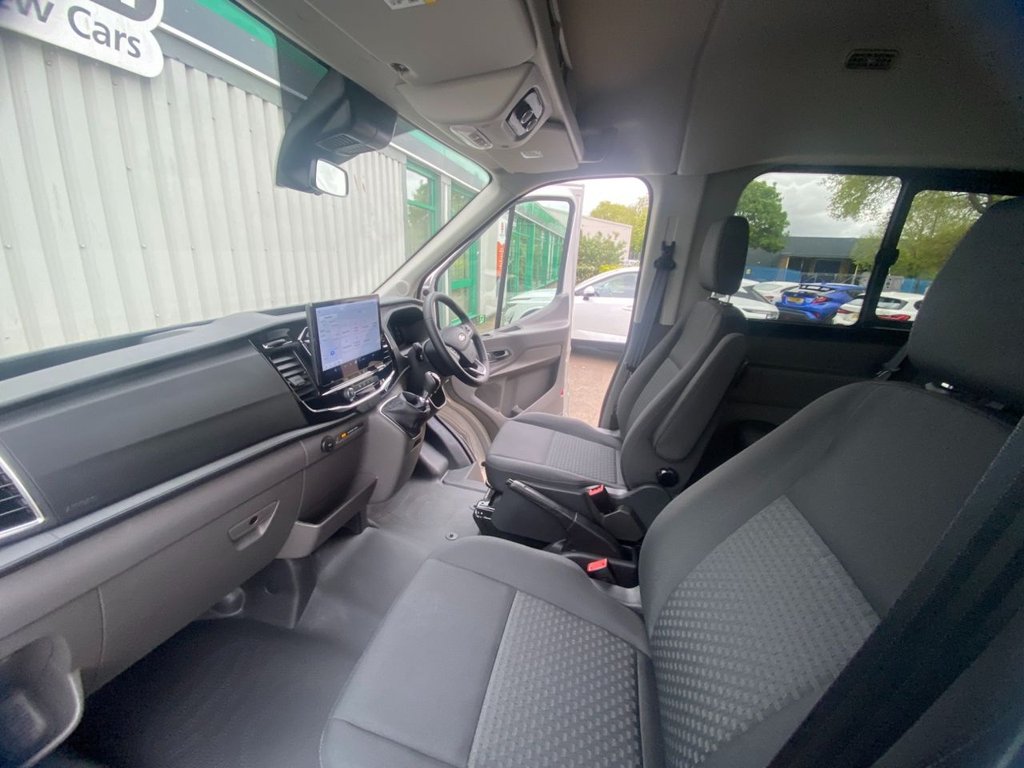USED 2025 25 FORD TRANSIT 2.0 410 EcoBlue Limited Minibus Double Cab 5dr Diesel Manual RWD L3 H2 Euro 6 (s/s) (14 Seat) (165 ps) Minibus