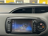 USED 2018 68 TOYOTA YARIS 1.5 VVT-h Icon Hatchback 5dr Petrol Hybrid E-CVT Euro 6 (s/s) (100 ps) Full TOYOTA Service History  |  Only 2 Owners From Brand New