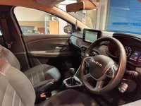 USED 2023 73 DACIA SANDERO STEPWAY 1.0 TCe Expression Hatchback 5dr Bi Fuel Manual Euro 6 (s/s) (100 ps) A/C. Apple Car Play. BTooth.