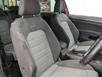 USED 2015 65 VOLKSWAGEN GOLF 1.4 TSI BlueMotion Tech ACT R-Line Hatchback 3dr Petrol Manual Euro 6 (s/s) (150 ps) 17 INCH ALLOY WHEELS, FRONT AND REAR PARKING SENSORS  ,SAT NAV , BLUETOOTH CONNECTIVITY, ACC , HEATED SEATS , SERVICE HISTORY x 9 - LATEST APRIL 2026 - T.BELT-2022