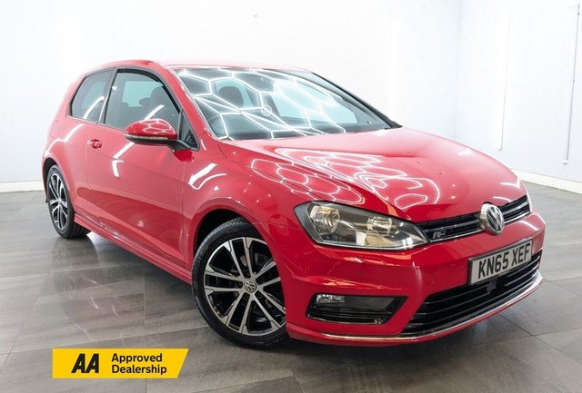 View our Volkswagen Golf 1.4 TSI BlueMotion Tech ACT R-Line Hatchback 3dr Petrol Manual Euro 6 (s/s) (150 ps)