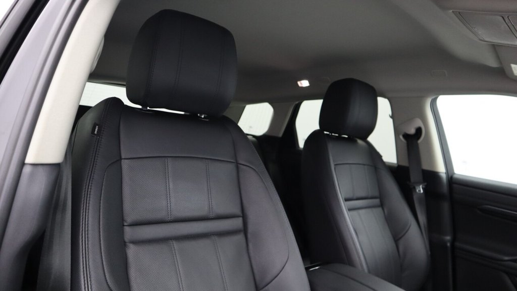 USED 2019 69 LAND ROVER RANGE ROVER EVOQUE 2.0 D150 SE SUV 5dr Diesel Auto 4WD Euro 6 (s/s) (150 ps) Land Rover Dealer Service History, A Stunning Example.