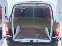USED 2020 69 PEUGEOT PARTNER White 1.5 BlueHDi Euro 6 panel van, 50,850 miles, 5-speed manual, 8in touchscreen, Bluetooth, DAB, A/C, cruise, rear sensors. Plus VAT @ 20%! 