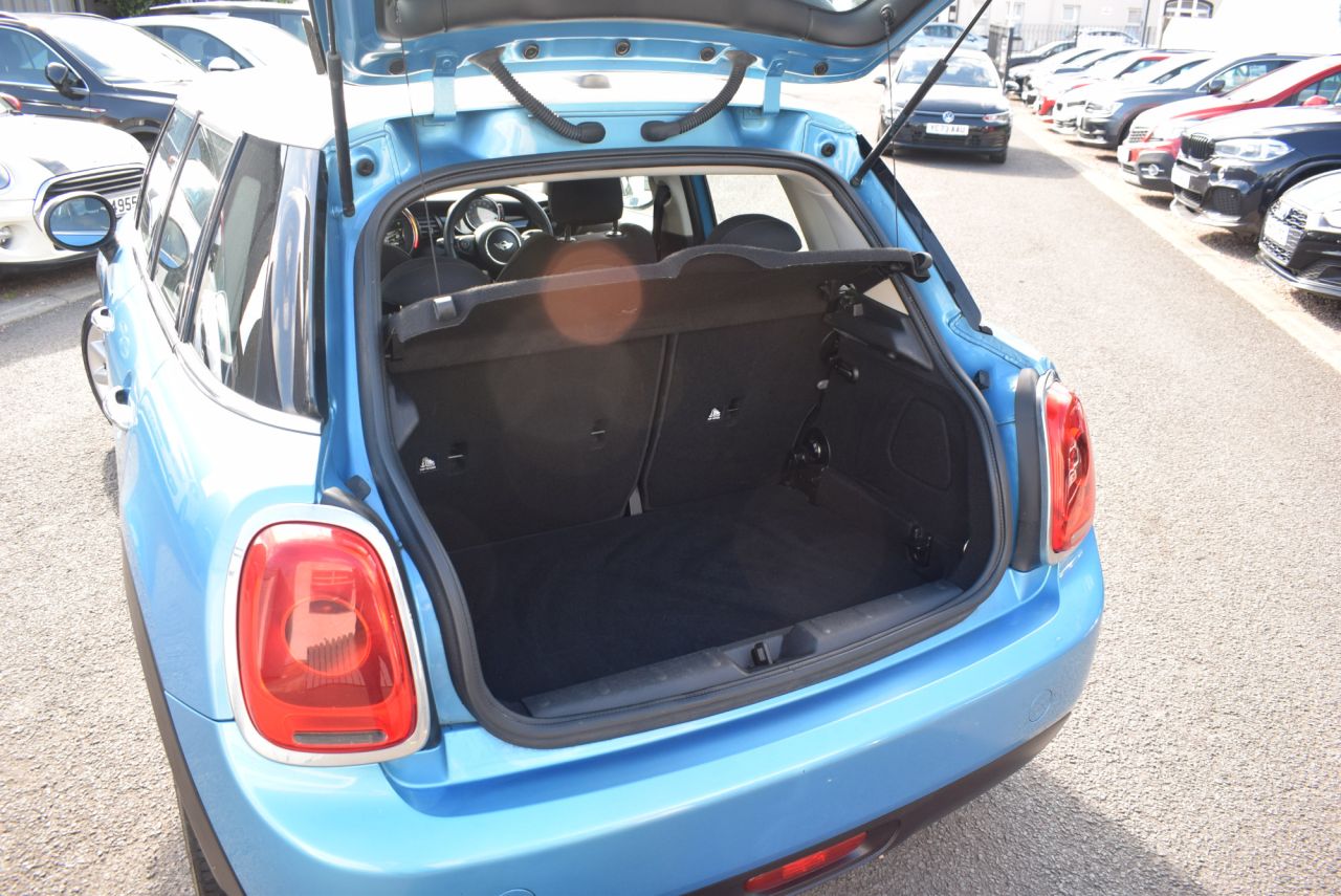 2015 MINI HATCH 1.5 Cooper Hatchback 5dr Petrol Manual Euro 6 (s/s) (136 ps) Just Serviced - vehicle photo 14 for sale on PureCar
