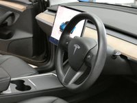 USED 2022 22 TESLA Model 3 Standard Range Plus Saloon 4dr Electric Auto RWD (241 bhp) SUNROOF, SAT NAV LEARTHER, FULLY INSPECTED AND UPDATED. SMARTPHONE INTEGRATION, HEATED SEATS, FIXED PANORAMIC ROOF, LANE ASSIST, LED, ADAPTIVE CRUISE, HEAT PUMP