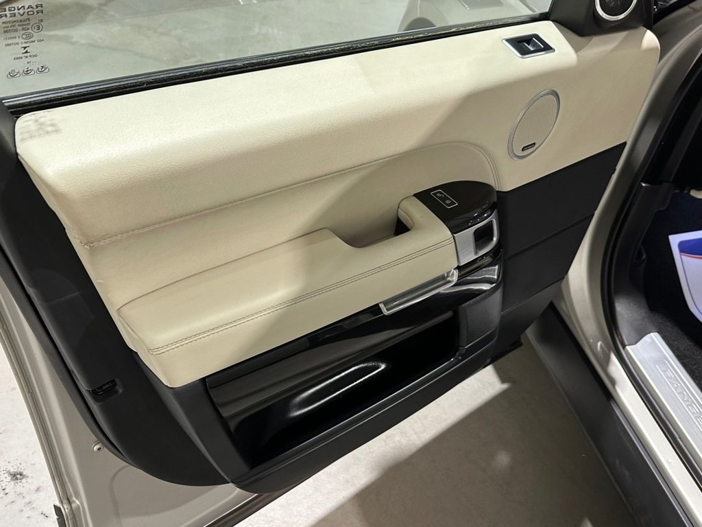 USED 2015 65 LAND ROVER RANGE ROVER 3.0 TD V6 Vogue SUV 5dr Diesel Auto 4WD Euro 6 (s/s) (258 ps) 