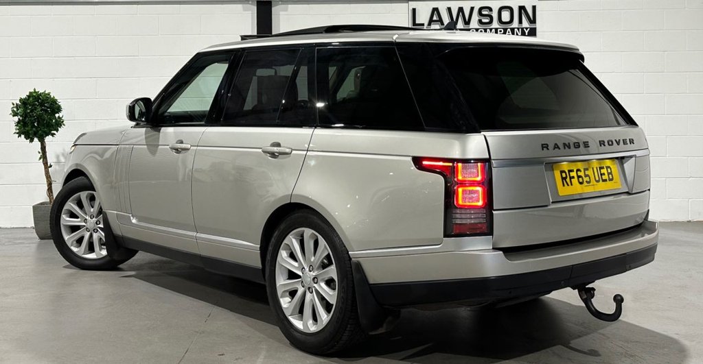 USED 2015 65 LAND ROVER RANGE ROVER 3.0 TD V6 Vogue SUV 5dr Diesel Auto 4WD Euro 6 (s/s) (258 ps) 